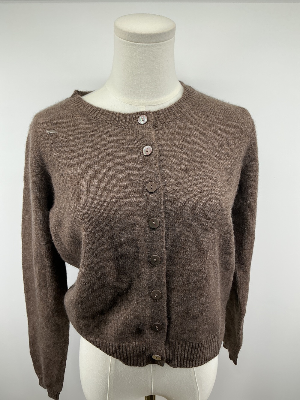Mongolian Cashmere Cropped Crew Cardigan